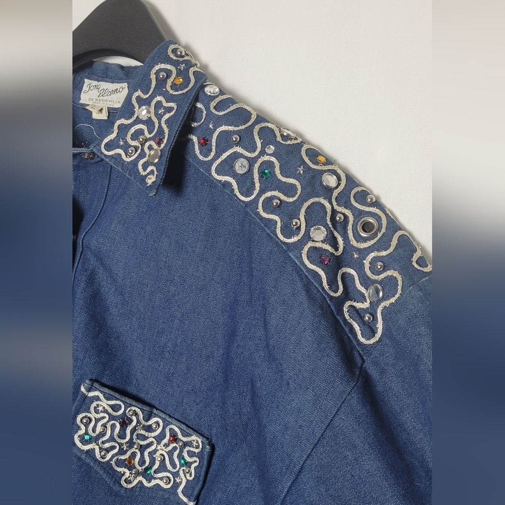 Tony Alamo Of Nashville Blue Denim Shirt with Embroidered Details Sz L - Picture 4 of 10
